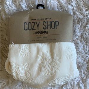 New Snowflake ivory body pillow cover